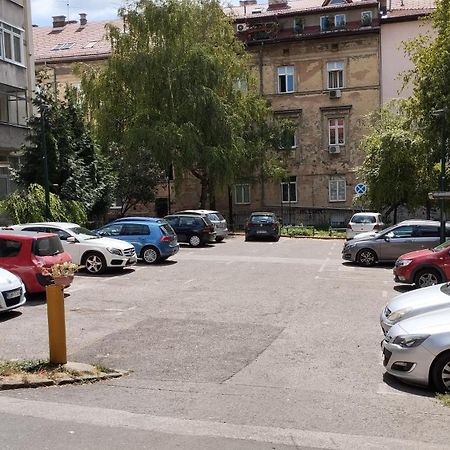Quiet Apartment In City Center, Free Private Parking Sarajevo Exterior photo